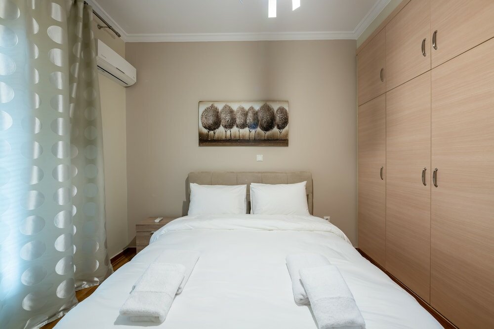 Фото 2br Renovated Flat Close To Metro