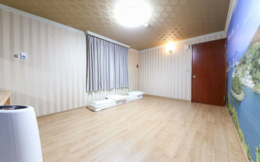 Фото Yeosu Hakdong Hill