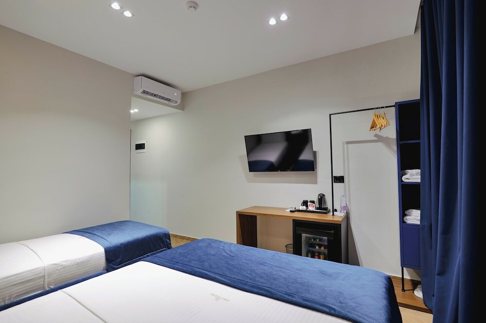 Фото Duka's Hotel