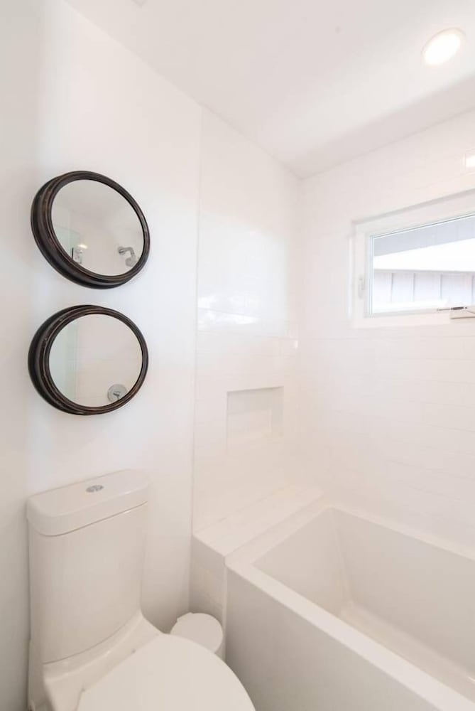 Фото Beautifully Designed Palos Verdes Villa w Private Beach and Stunning Views