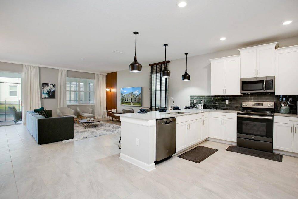 Фото 9br Villa with Game Room & Theater