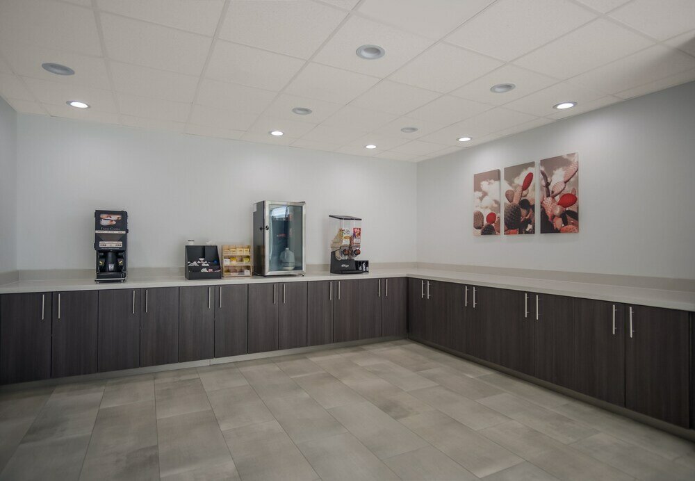 Фото Red Roof Inn Lancaster, Tx