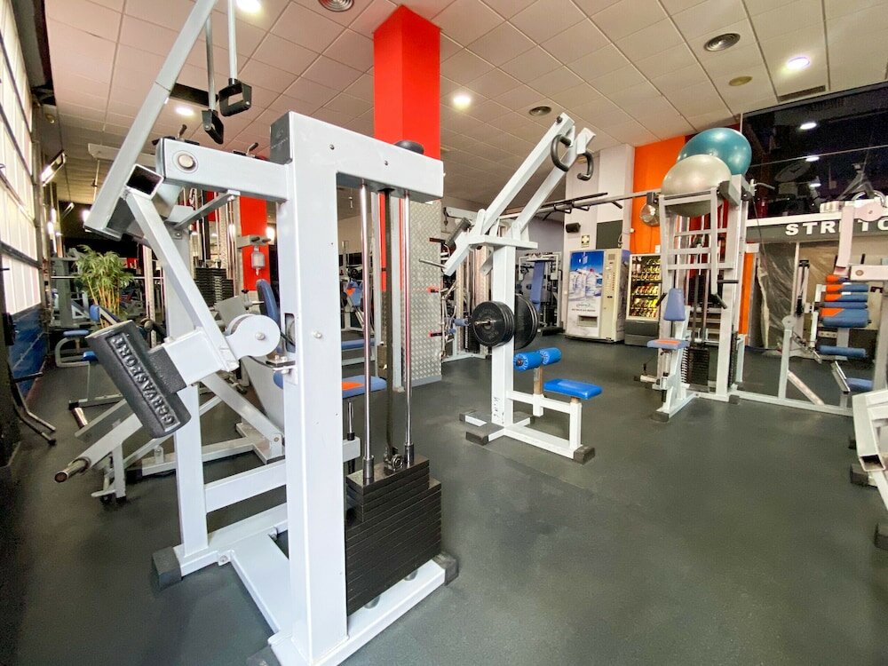 Фото Hostel Gym Canovas Nerja