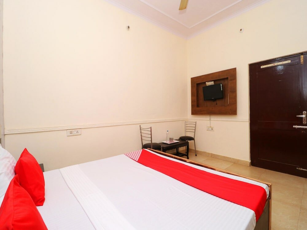 Фото Oyo 37903 Best Stay Guest House