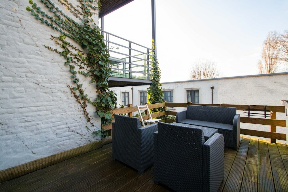 Фото Charming Triplex Near Avenue Louise