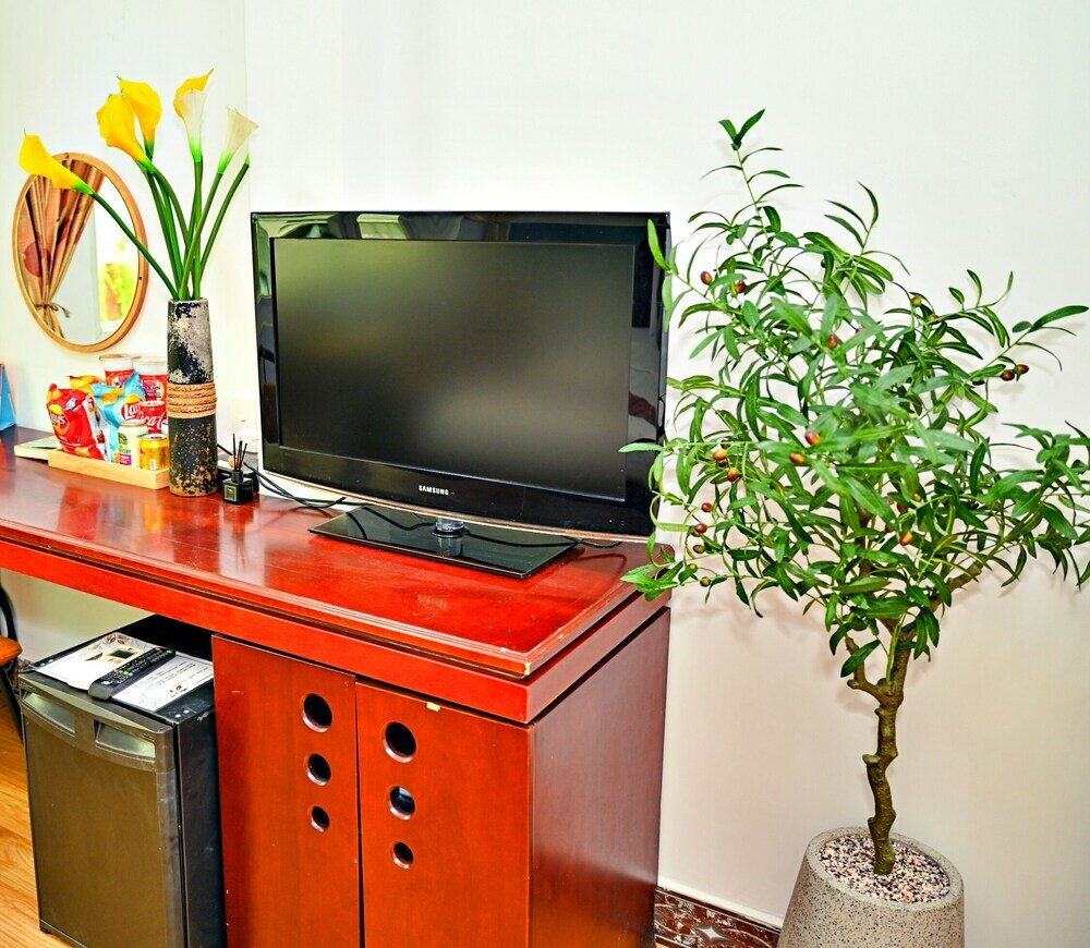 Фото Hanz Cosmos Central Hotel