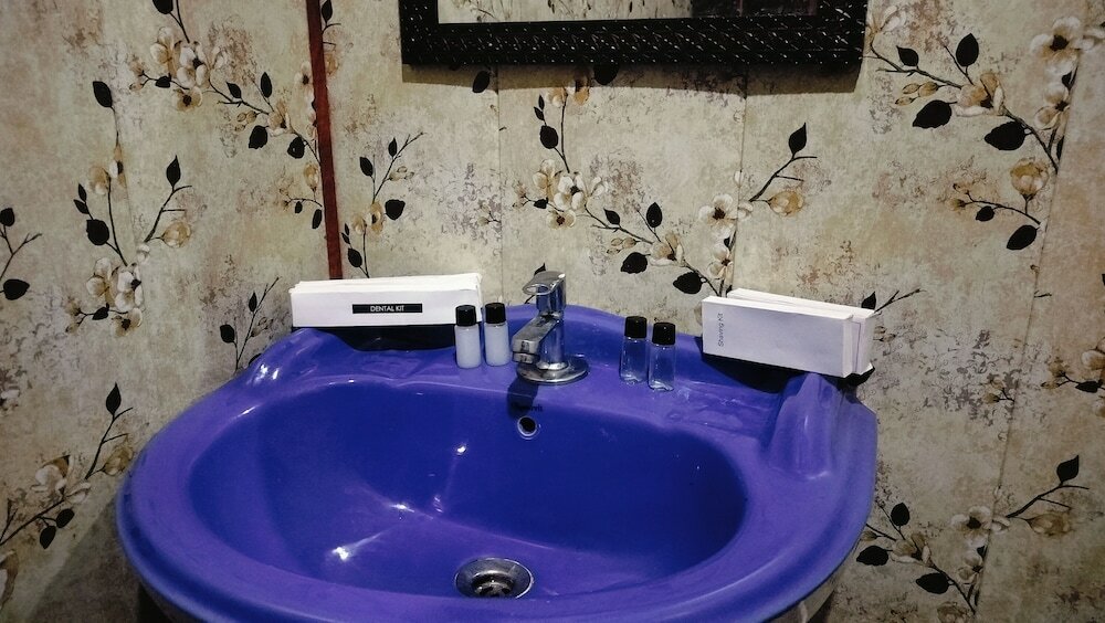 Фото Hotel Nirbana Heights