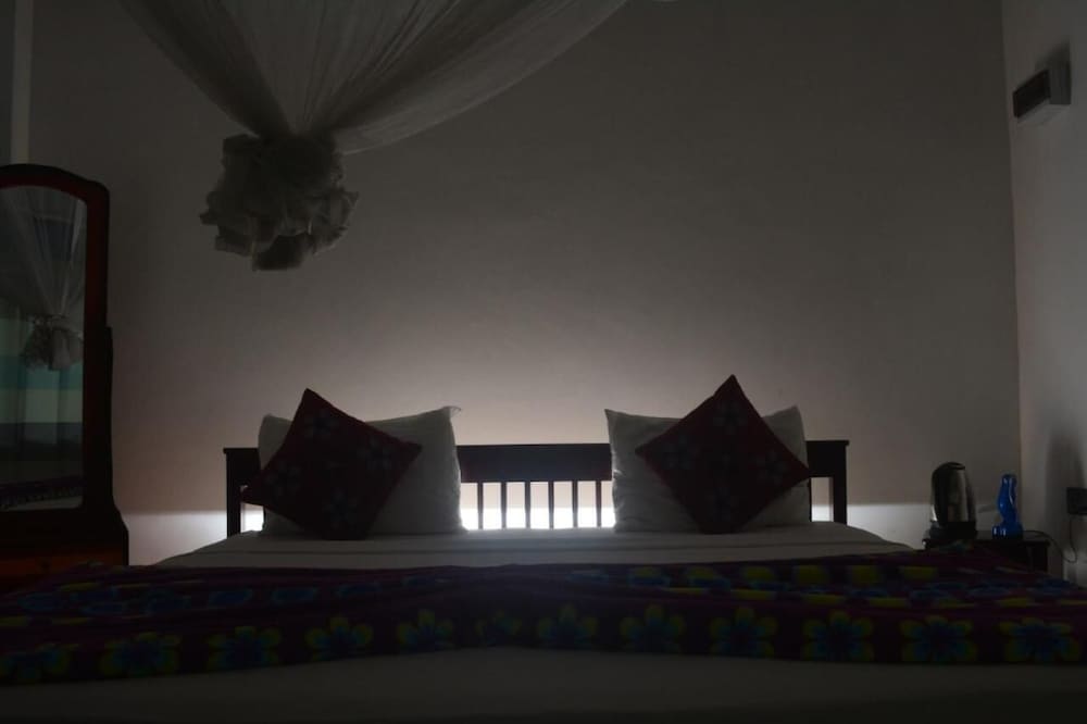 Фото Cloudy Hill Cottage