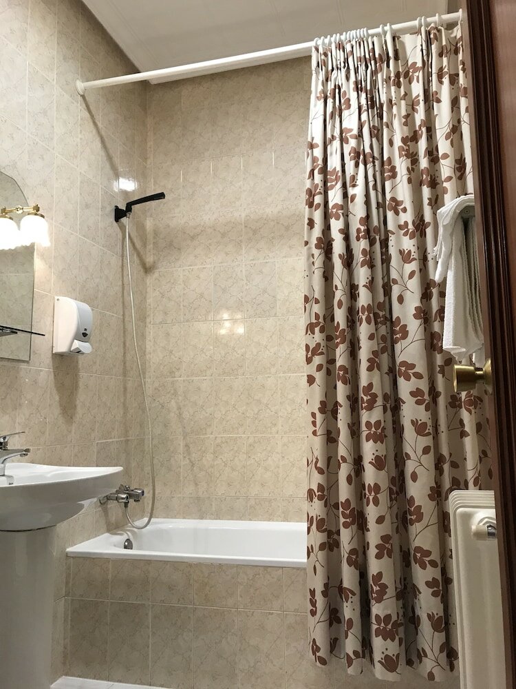 Фото Santa Ana Hostal