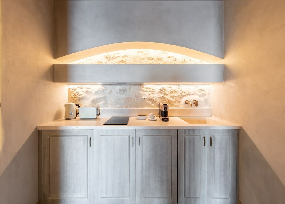 Фото Inotropes Boutique Suites - Adults Only