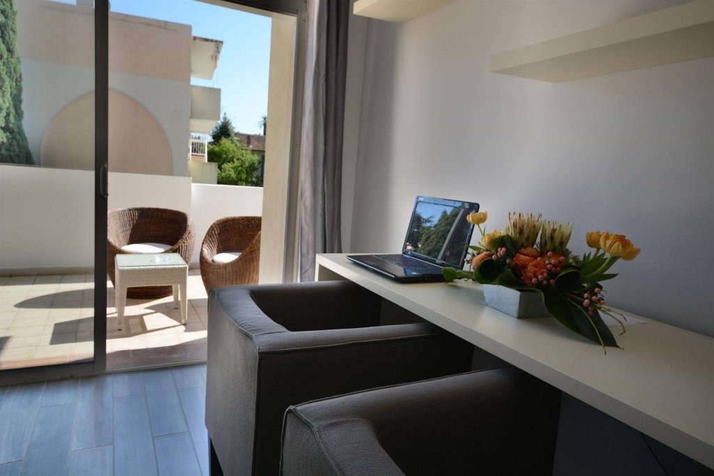 Фото Hotel de la Mer