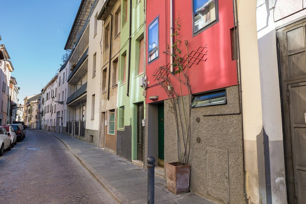 Фото A due passi della casa natale del Maestro Toscanini