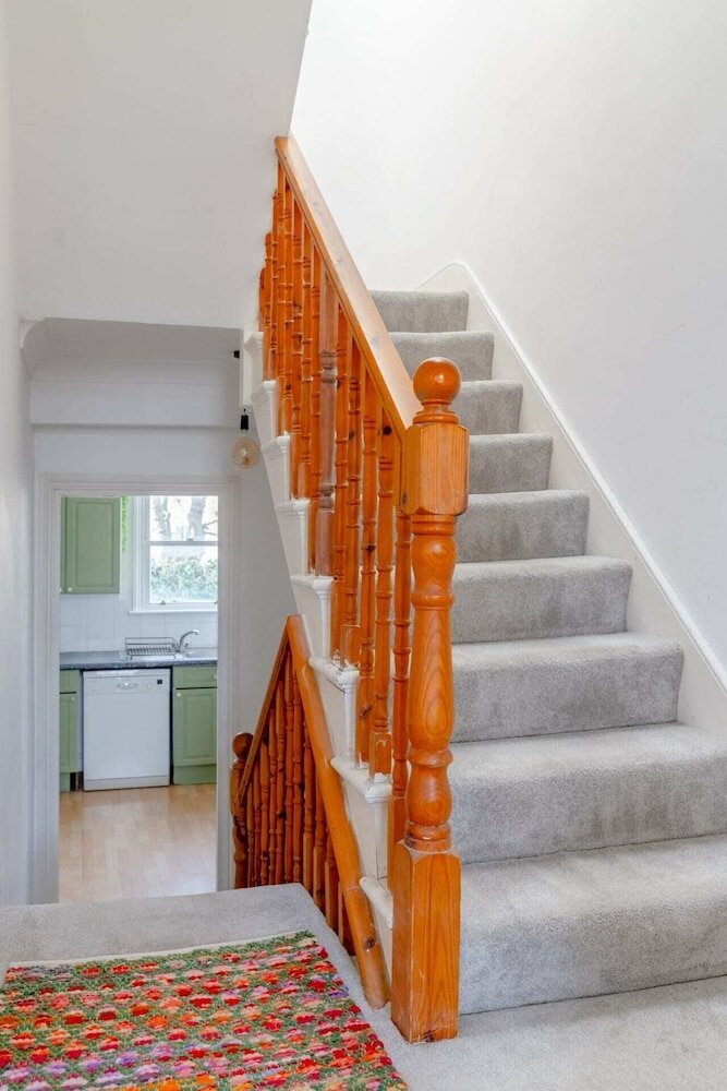 Фото Spacious 3 Bedroom Flat in Brixton