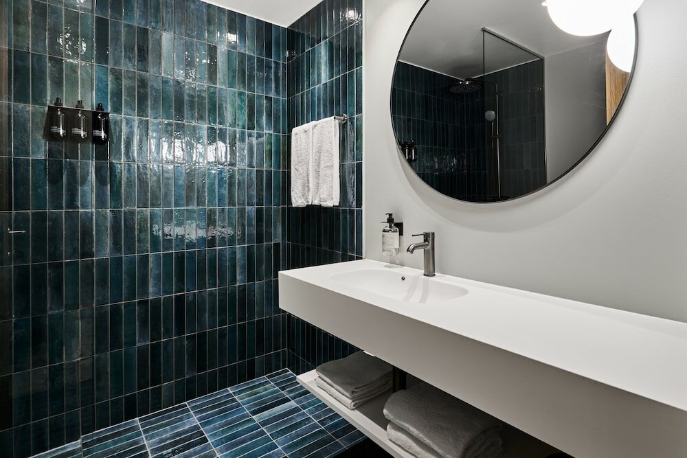 Фото Kirk Suites