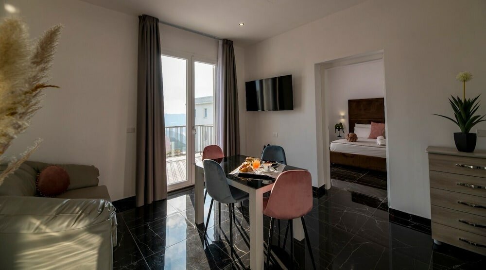 Фото Grand Hotel Serapide