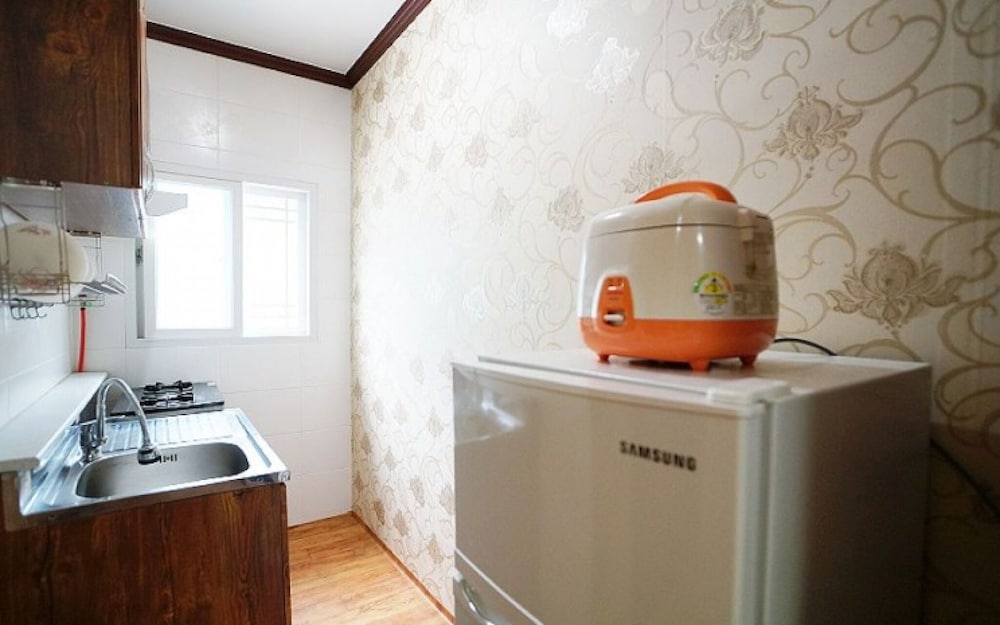 Фото Buan Chilkdeokgol Pension