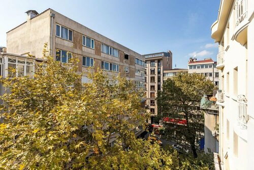 Апартаменты Outstanding Flat With Calming View Nisantasi в Шишли