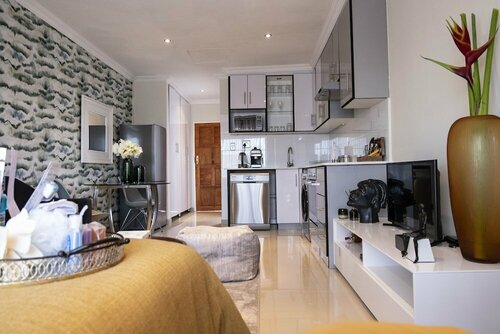 Гостиница The Wilcrest Apartment