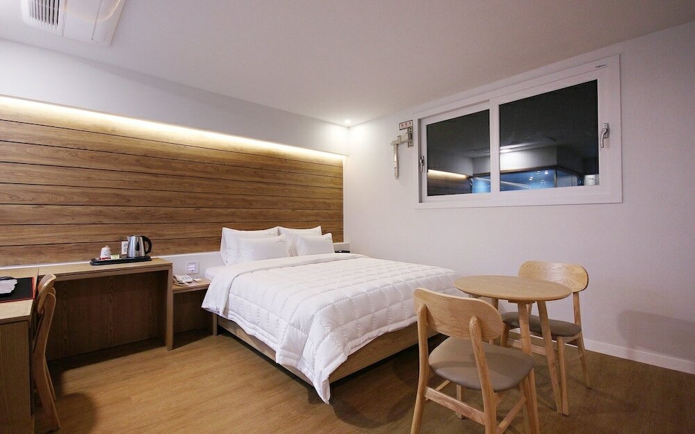 Фото Ulsan Jeongjadong White Swan