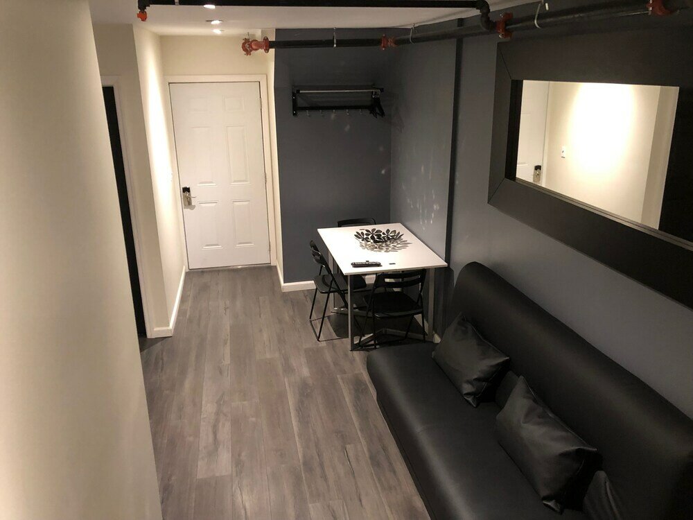 Фото Fabe Suites Flat Iron