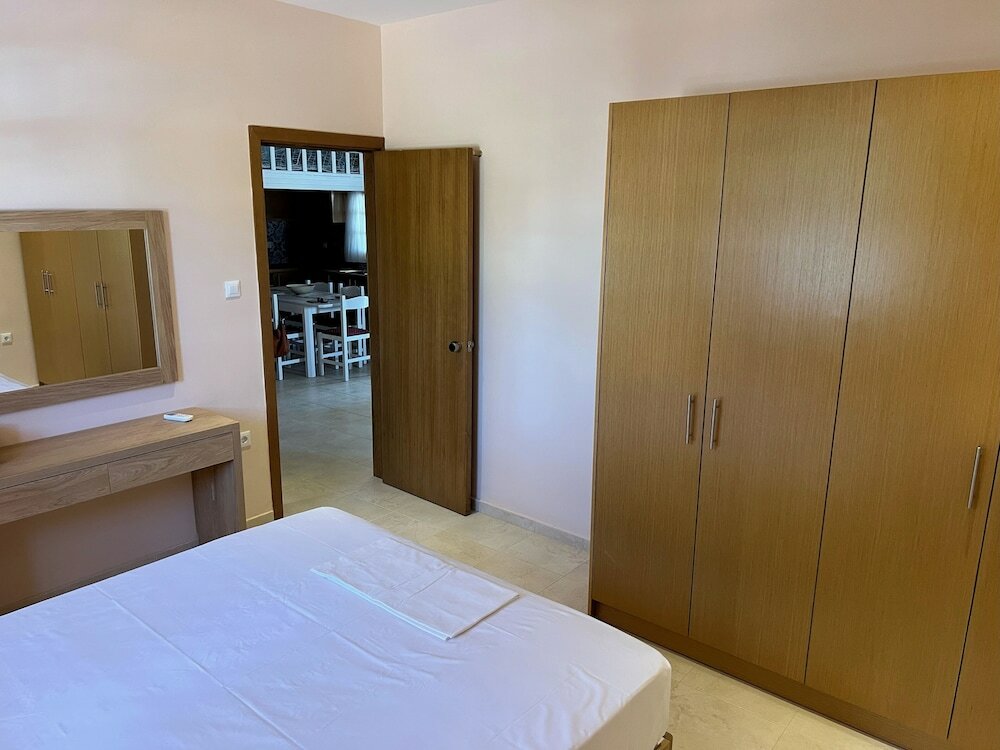 Фото Amaryllis Beach House