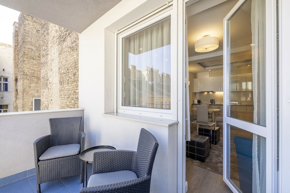 Фото Silver Crown Hotel & Residence