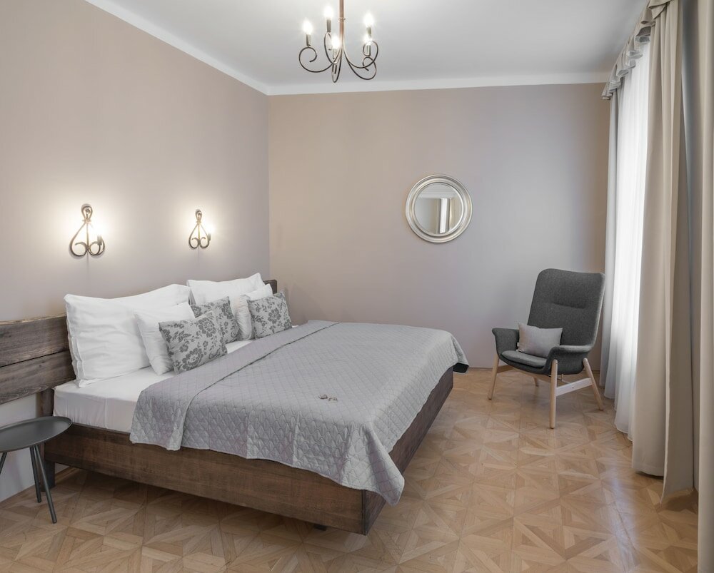 Фото 6 Continents Apartments by Adrez Living