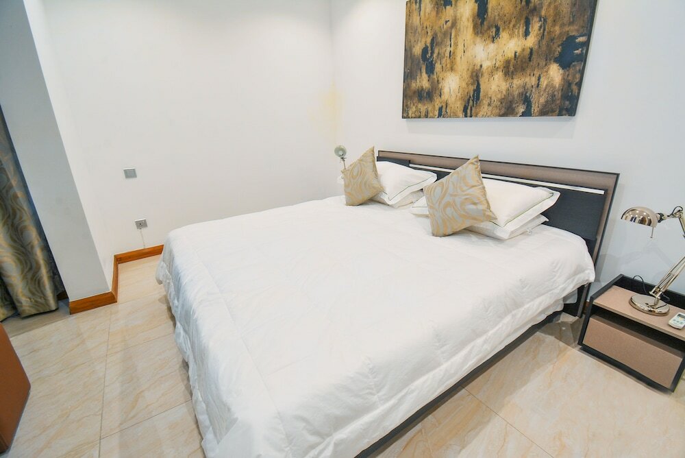 Фото Crown Properties