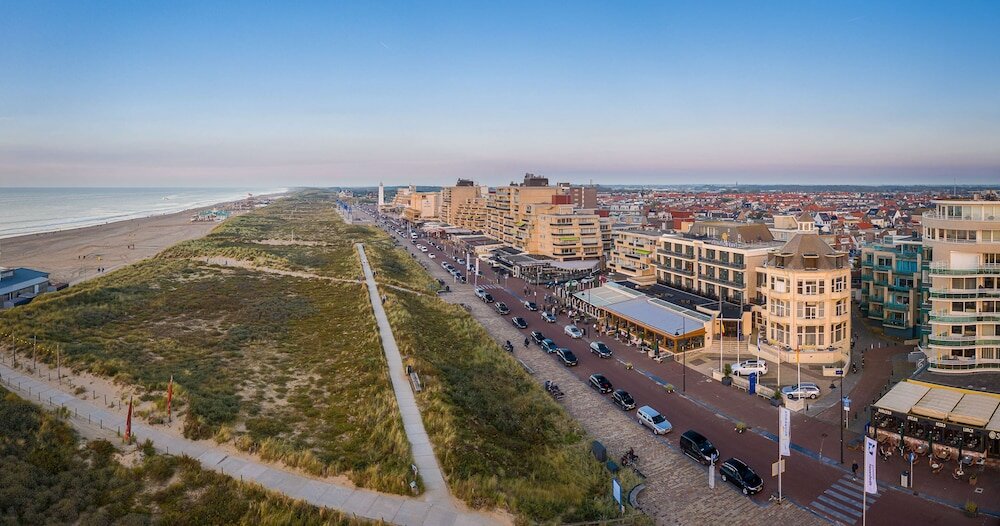 Фото Two Brothers Noordwijk Beach