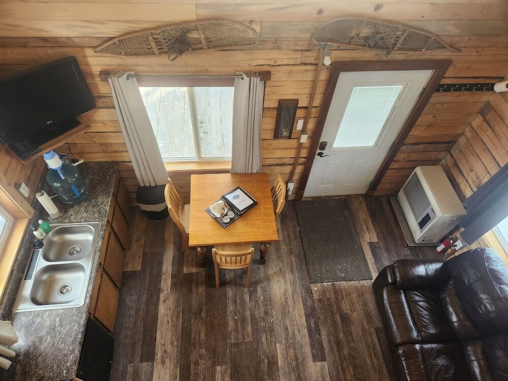 Фото Wrangell Mountains Wilderness Lodge