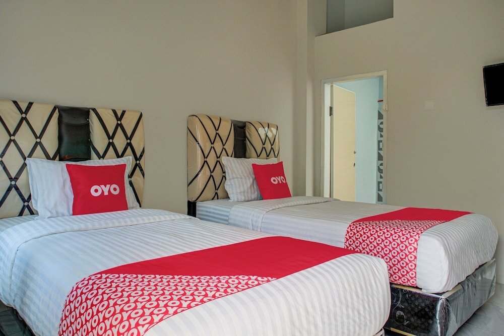 Фото Oyo 3266 Alifah Residence Syariah