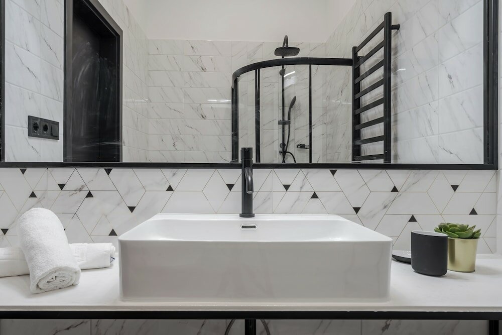 Фото Astoria Boutique Suites by BQA