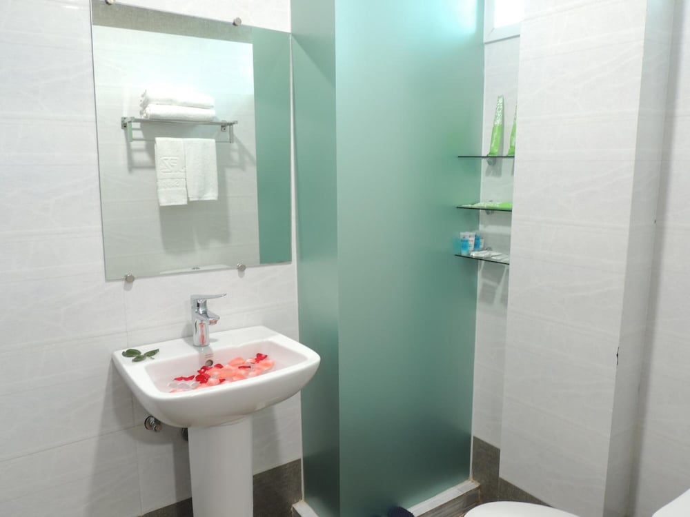 Фото Hotel San Taw Win