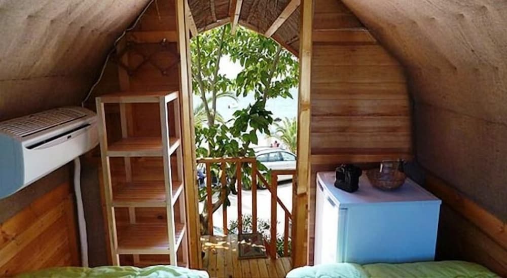 Фото Triton Hotel & Bungalows