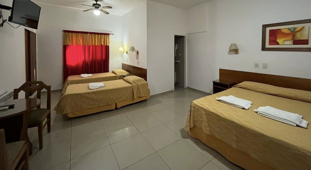 Фото Gran Hotel Cristal