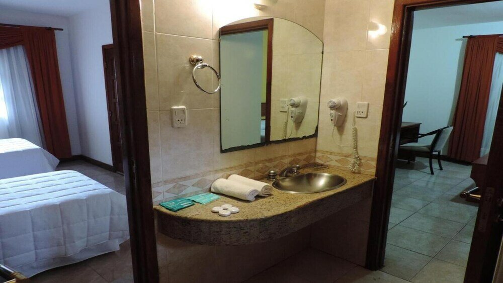 Фото Hotel Cabañas del Leñador