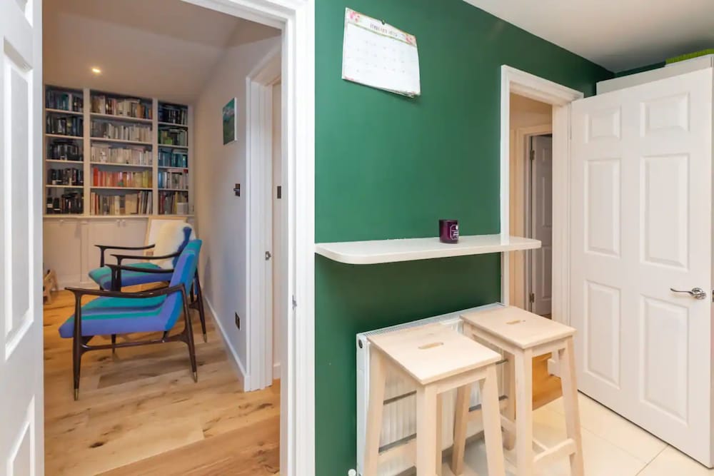 Фото Snug 2bd Flat in Ladbroke Grove