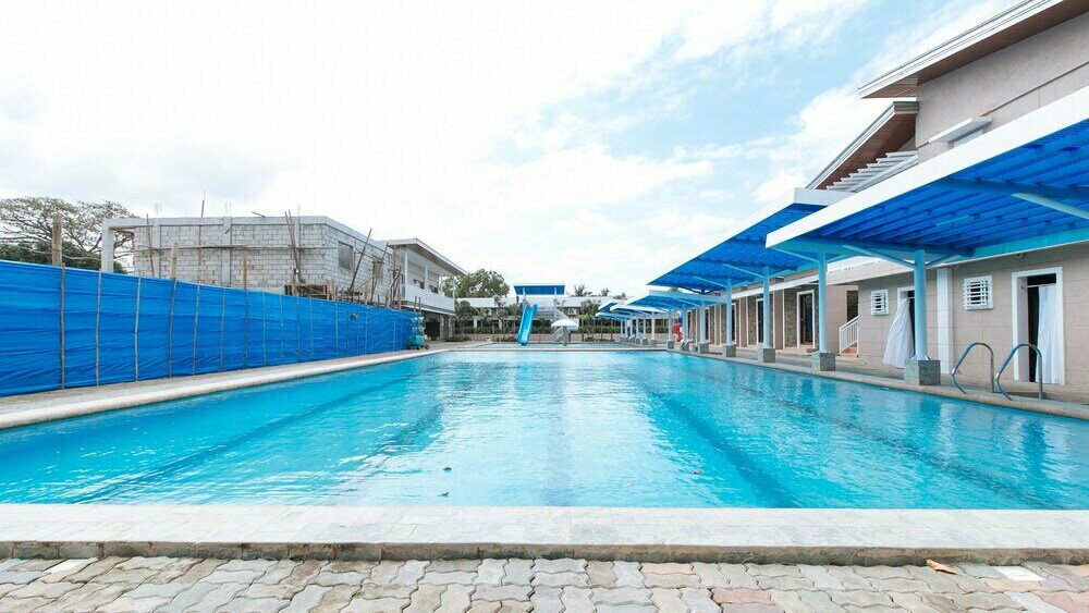 Hotel RedDoorz Premium @ Trece Indang Road, Province of Cavite, photo