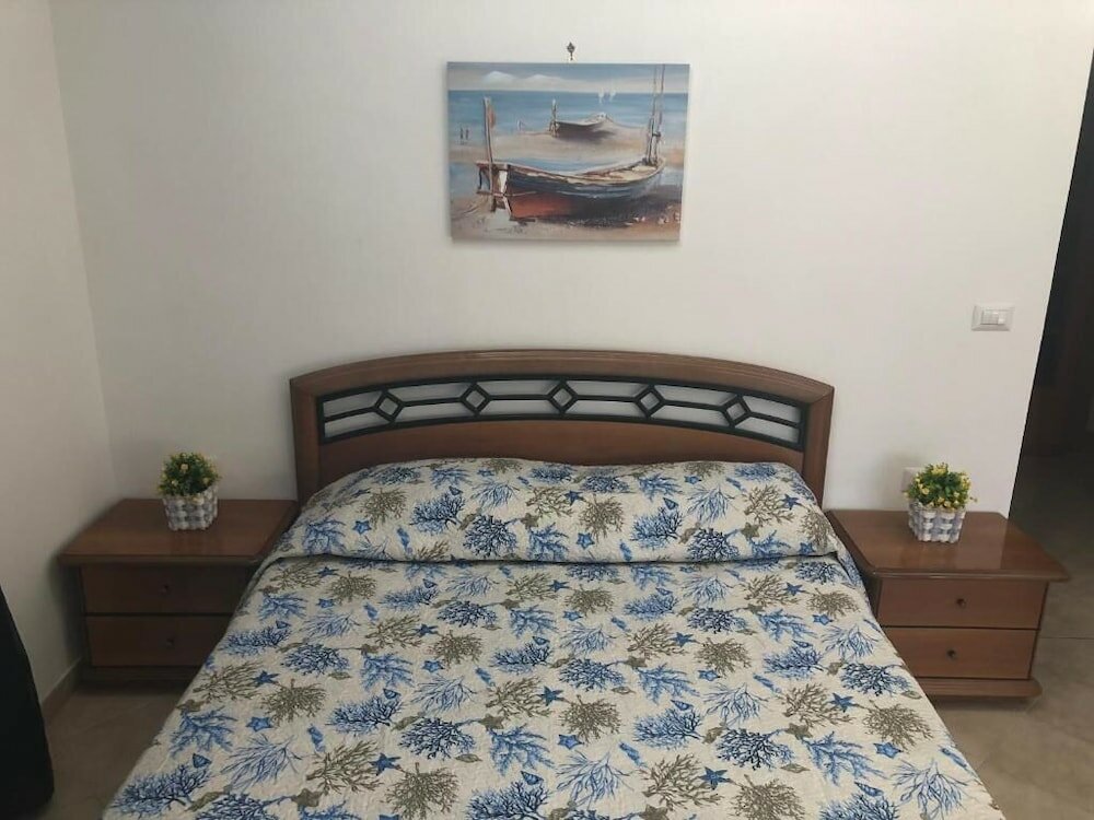 Фото Pompei Window