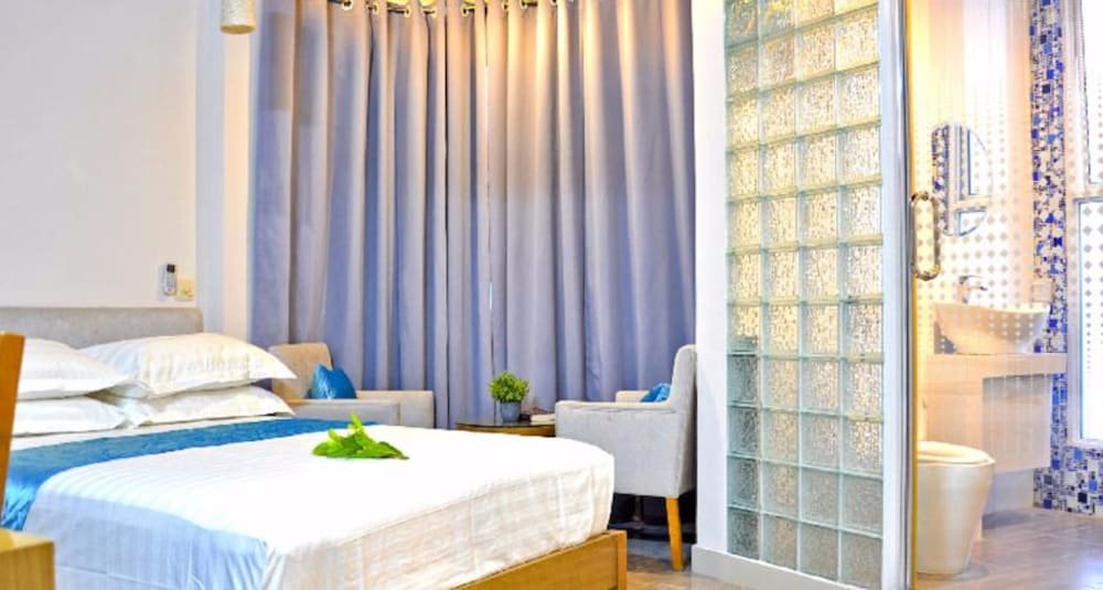 Фото Starshell Hotel