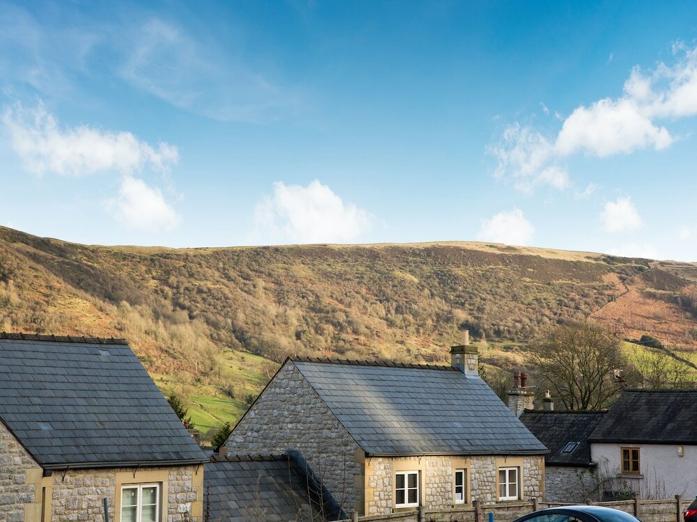 Фото Oyo Ye Olde Bowling Green Inn