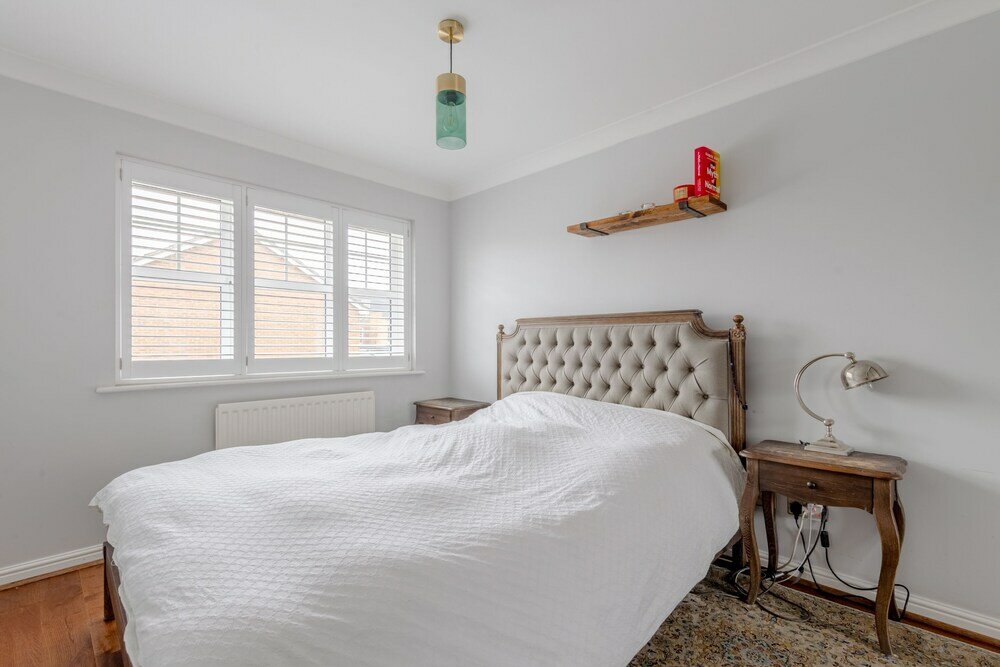 Фото Serene and Spacious 2 Bedroom House in South Wimbledon
