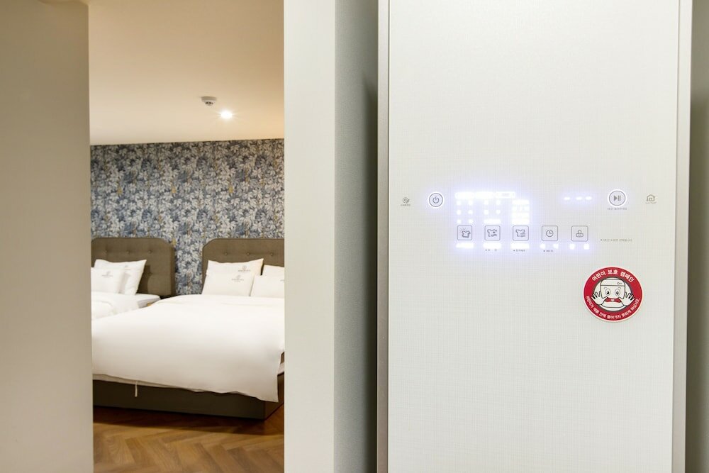 Фото Brown Dot Hotel Minam