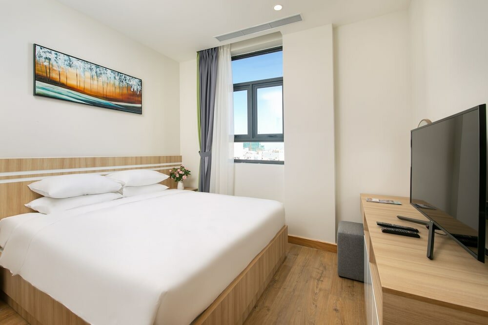 Фото Sun River Hotel & Apartment