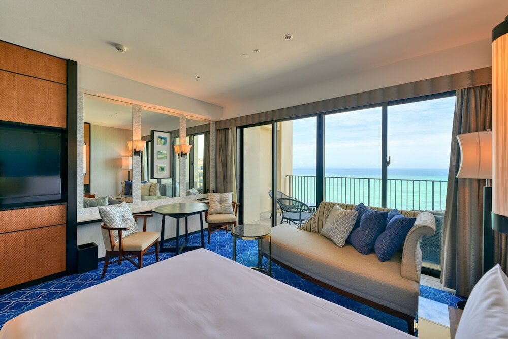Фото Ryukyu Hotel & Resort Nashiro Beach