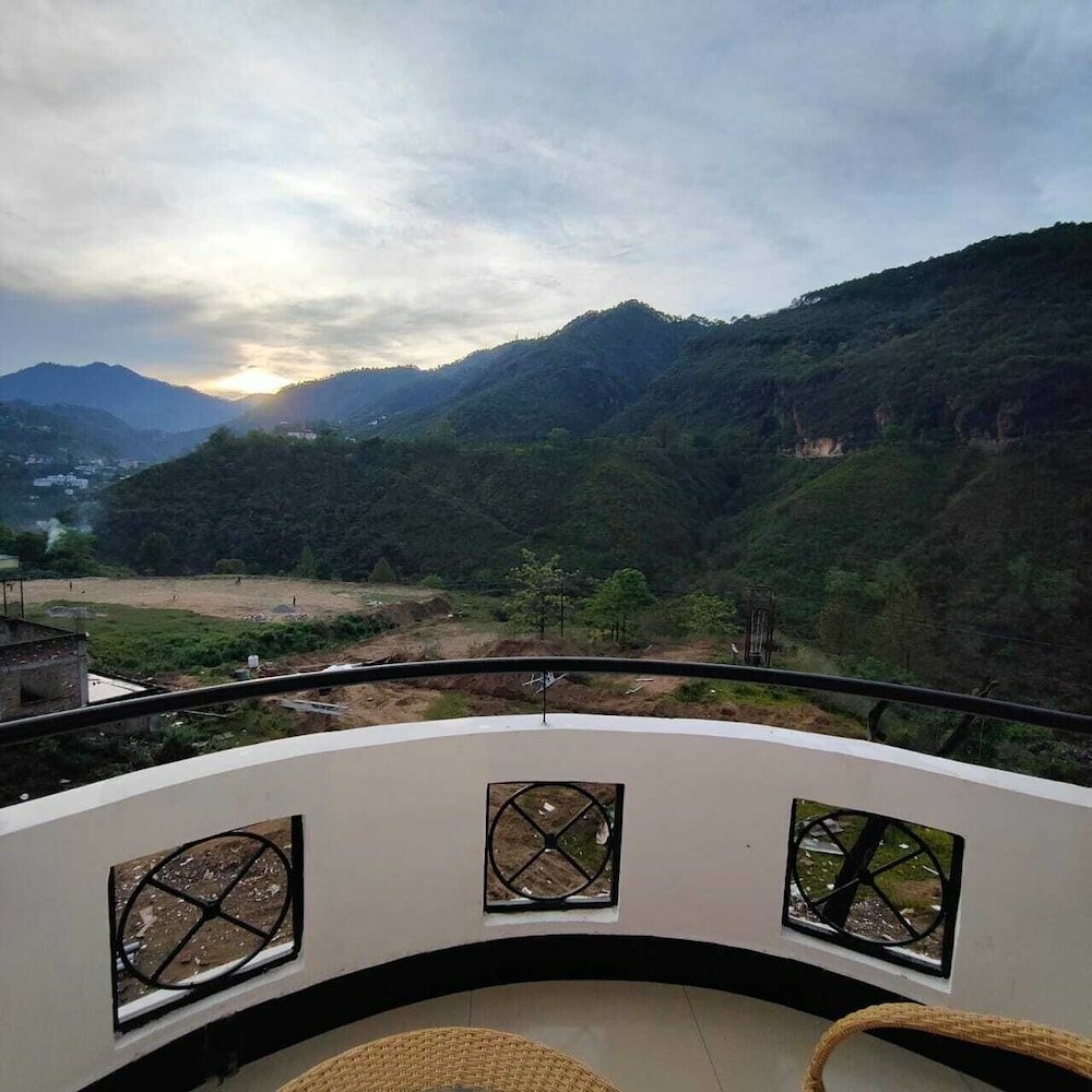 Фото Pride Resort Rudraprayag