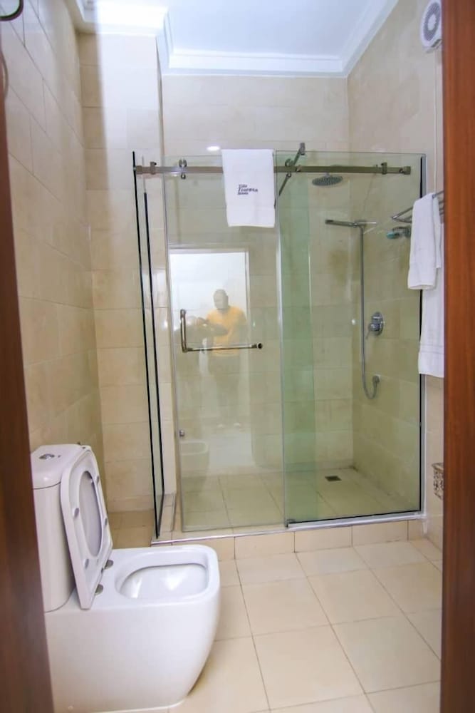 Фото Villa Toscana Hotel Asaba