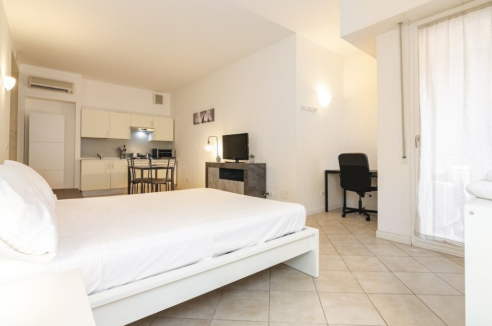 Фото Appartamento A Pochi Passi Da Palazzo Pallavicini