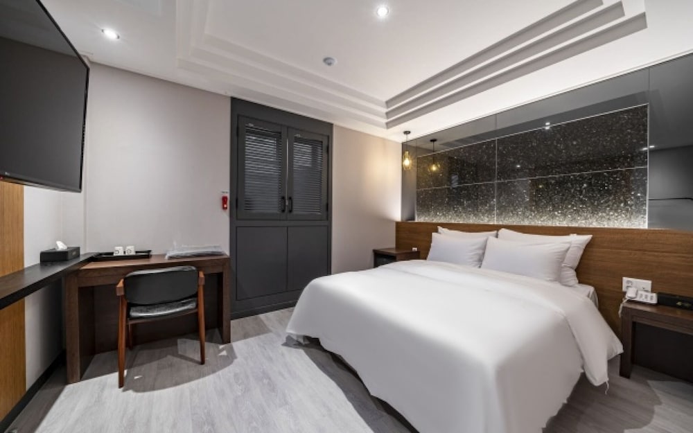 Фото Yeoksam Amare