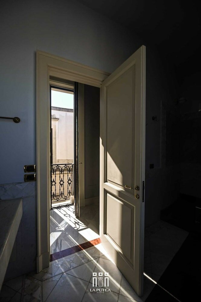 Фото La putea suite